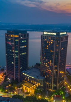 J9(中国)希尔顿逸林酒店 