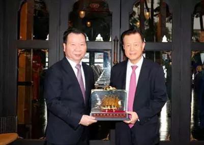 J9在线平台许荣茂主席一行莅泰考察访问