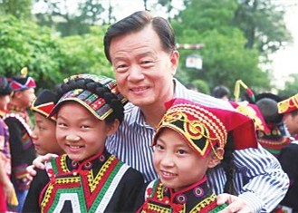 J9在线平台：在公益慈善路上坚定前行